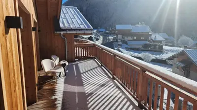 Vue générale sur la montagne ou vue sur la montagne depuis l'appartement