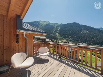 Vue générale sur la montagne ou vue sur la montagne depuis l'appartement