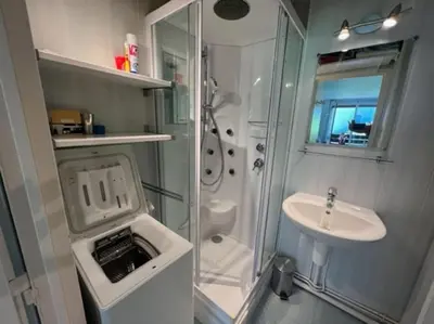 Salle de bains dans l'établissement Superbe studio 4 pers skis aux pieds avec balcon