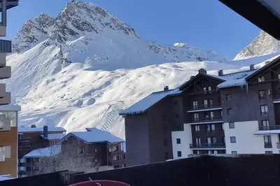 Vue générale sur la montagne ou vue sur la montagne depuis l'appartement