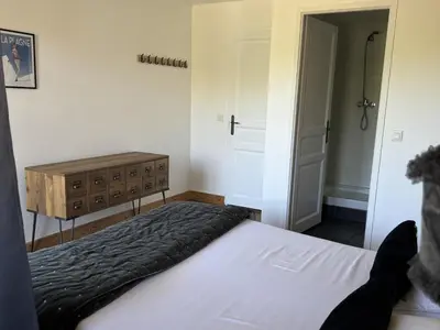 Un ou plusieurs lits dans un hébergement de l'établissement Spacieux 4P, Ski aux Pieds, Sud-Ouest, Piscine/Spa, Belle Plagne - FR-1-181-2809