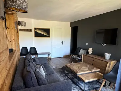 Coin salon dans l'établissement Spacieux 4P, Ski aux Pieds, Sud-Ouest, Piscine/Spa, Belle Plagne - FR-1-181-2809