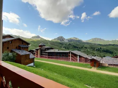 Vue générale sur la montagne ou vue sur la montagne depuis l'appartement