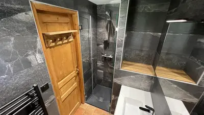 Salle de bains dans l'établissement Chalet Blanchot (6-9 pers.) 