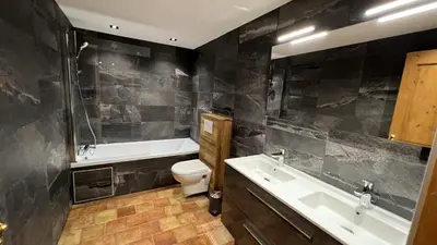 Salle de bains dans l'établissement Chalet Blanchot (6-9 pers.) 