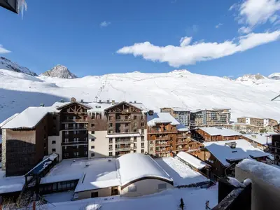 Vue générale sur la montagne ou vue sur la montagne depuis l'appartement