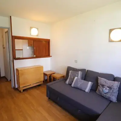 Studio cabine au pied des pistes à Tignes avec balcon - FR-1-502-580