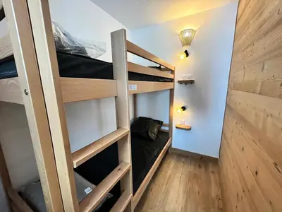 Un ou plusieurs lits superposés dans un hébergement de l'établissement Résidence Hameau Du Borsat 1& 2 - Studio cabine rénové·Pied des Pistes·Balcon MAE-6981