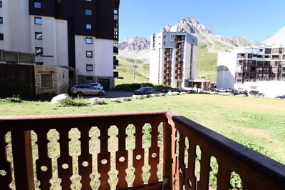 Vue générale sur la montagne ou vue sur la montagne depuis l'appartement
