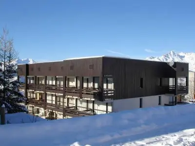 L'établissement Charmant T3, accès pistes, balcon et TV, Plan Peisey - FR-1-757-122 en hiver