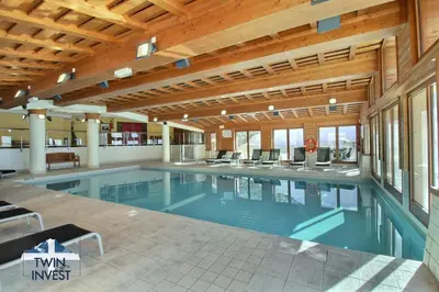 Plan de l'établissement ARC 1950, Appartement 2 chambres 6 personnes, Skis aux pieds, Sauna, Hammam, Jacuzzi, Piscine intérieure et extérieure