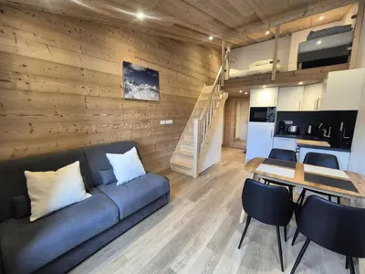 Cuisine ou kitchenette dans l'établissement Résidence Curling B Tour - Studio rénové · Pieds des pistes · Balcon MAE-8151