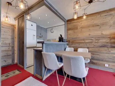 Coin salon dans l'établissement Appartement rénové 2 pièces au pied des pistes - Animaux admis - FR-1-502-584