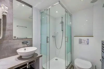 Salle de bains dans l'établissement Appartement Val d Isère Centre 4 pièces parking 8 personnes 5min à pied du front de neige