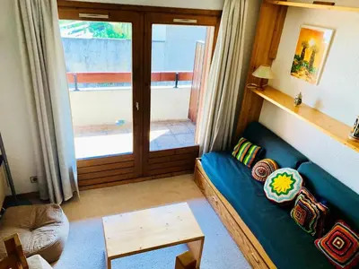 Coin salon dans l'établissement Résidence Val Coeur Bat A - Appartement 2 pièces 4 personnes agréablement situé à Val d'Isère à 350m du centre du village et à 300m des pistes MAE-3284