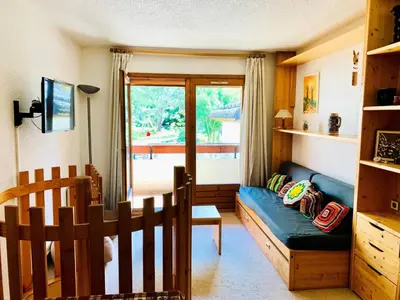 Coin salon dans l'établissement Résidence Val Coeur Bat A - Appartement 2 pièces 4 personnes agréablement situé à Val d'Isère à 350m du centre du village et à 300m des pistes MAE-3284
