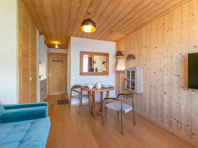 Plan de l'établissement Studio 19m², Balcon, Accès pistes - Val d'Isère - FR-1-694-360