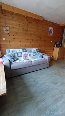 Coin salon dans l'établissement Joli appartement situé à l'entrée du Val Claret