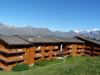 Vue générale sur la montagne ou vue sur la montagne depuis l'appartement
