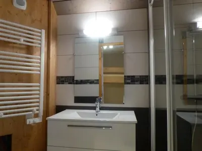 Salle de bains dans l'établissement Duplex 2 pièces pour 6 pers. à Vallandry - Animaux admis - FR-1-757-113