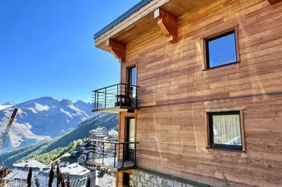Vue générale sur la montagne ou vue sur la montagne depuis l'appartement
