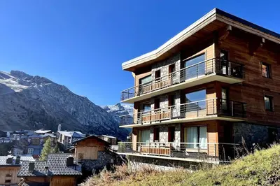 Vue générale sur la montagne ou vue sur la montagne depuis l'appartement