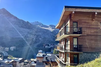 Vue générale sur la montagne ou vue sur la montagne depuis l'appartement