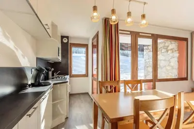 Cuisine ou kitchenette dans l'établissement Résidence Agate - Résidence AGATE N°19 MAE-5221