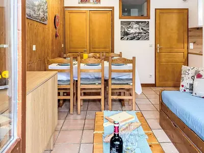 Coin salon dans l'établissement Apartment Les Balcons de Val Cenis le Haut by Interhome