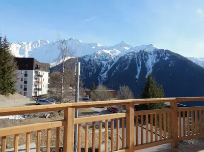 Vue générale sur la montagne ou vue sur la montagne depuis l'appartement