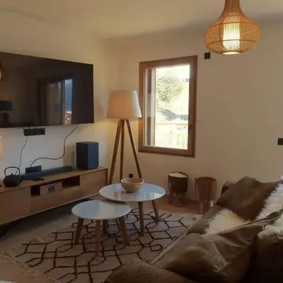 Paradiski nouveau