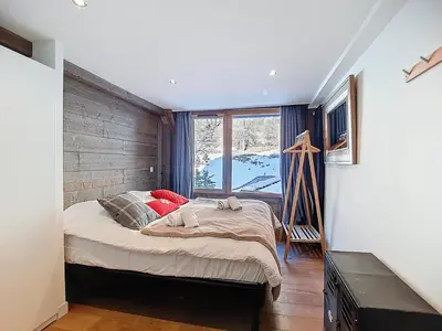 Un ou plusieurs lits dans un hébergement de l'établissement Appartement Rénové Centre Val d'Isère - 6 Pièces, 10 Pers, Parking - FR-1-518-160