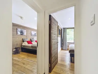 Un ou plusieurs lits dans un hébergement de l'établissement Appartement Rénové Centre Val d'Isère - 6 Pièces, 10 Pers, Parking - FR-1-518-160