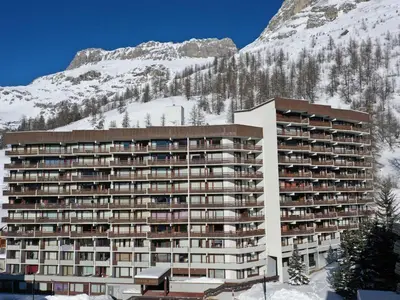 Vue générale sur la montagne ou vue sur la montagne depuis l'appartement
