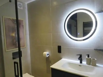 Salle de bains dans l'établissement Appartement T2 neuf et moderne