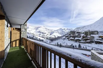 Vue générale sur la montagne ou vue sur la montagne depuis l'appartement