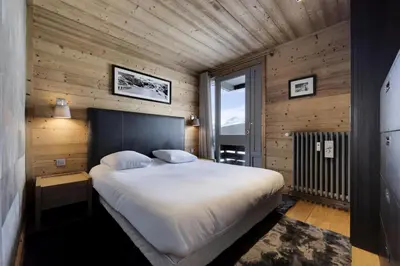 Un ou plusieurs lits dans un hébergement de l'établissement Résidence Hauts Du Val Claret B2 - Appartement renové·Pied des pistes·Balcon MAE-3641