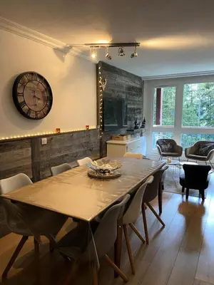 Coin salon dans l'établissement Résidence Thuria - Spacieux appartement rénové 8 personnes MAE-4694