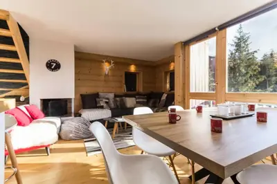 Coin salon dans l'établissement Résidence Thuria - Spacieux appartement rénové 8 personnes MAE-4704