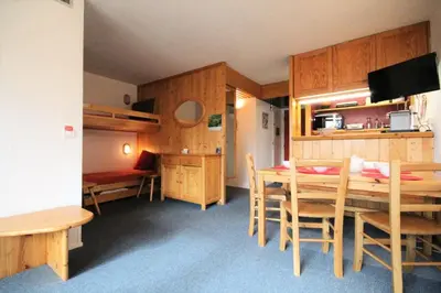 Cuisine ou kitchenette dans l'établissement Résidence Armoise - Deux pièces 6 personnes centre station MAE-4854