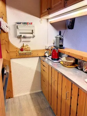 Cuisine ou kitchenette dans l'établissement Résidence Armoise - Deux pièces 6 personnes centre station MAE-4854