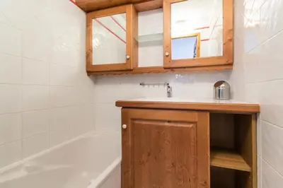 Salle de bains dans l'établissement Résidence Alpages Du Chantel - Appartement 3 pièces 6 personnes MAE-4914