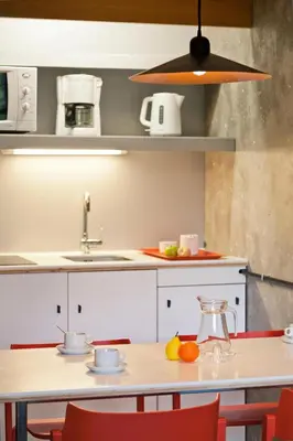 Cuisine ou kitchenette dans l'établissement Résidence Lauzieres - Studio 5 personnes pied des pistes MAE-5004
