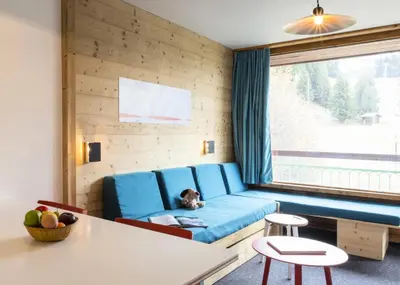 Coin salon dans l'établissement Résidence Lauzieres - Studio 5 personnes pied des pistes MAE-5274