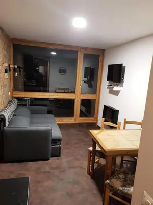 Télévision ou salle de divertissement dans l'établissement Résidence Lanchettes - Studio 4/5 personnes pied des pistes MAE-5294