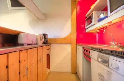 Cuisine ou kitchenette dans l'établissement Résidence Nova 2 - Appartement 2 pièces 6 personnes proche des pistes MAE-5504