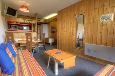 Cuisine ou kitchenette dans l'établissement Résidence Nova 2 - Appartement 2 pièces 6 personnes proche des pistes MAE-5504
