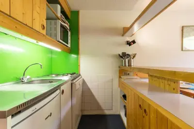 Cuisine ou kitchenette dans l'établissement Résidence Aiguille Grive 3 - Duplex mezzanine 6 personnes au calme MAE-5544