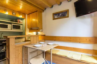 Cuisine ou kitchenette dans l'établissement Résidence Aiguille Grive 1 - Duplex mezzanine 5/6 personnes au calme MAE-5644