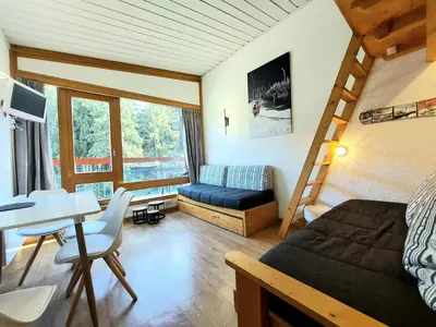 Télévision ou salle de divertissement dans l'établissement Résidence Bellecote - Studio 5 personnes pied des pistes MAE-5674